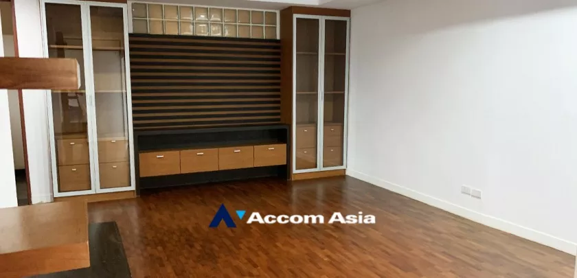  2 Bedrooms  Condominium For Rent in Sathorn, Bangkok  near BRT Thanon Chan (AA32556)