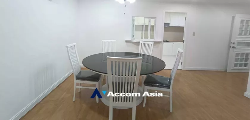  3 Bedrooms  Condominium For Rent & Sale in Sukhumvit, Bangkok  near BTS Phrom Phong (AA32560)