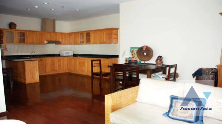  2 Bedrooms  Condominium For Rent in Sukhumvit, Bangkok  near BTS Thong Lo (24675)