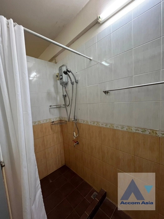 20  3 br Townhouse for rent and sale in sukhumvit ,Bangkok BTS Ekkamai AA32594