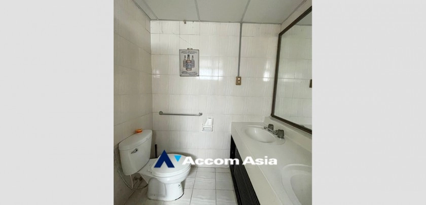 11  3 br Apartment For Rent in Sukhumvit ,Bangkok BTS Asok - MRT Sukhumvit at Easy to access BTS and MRT AA32596