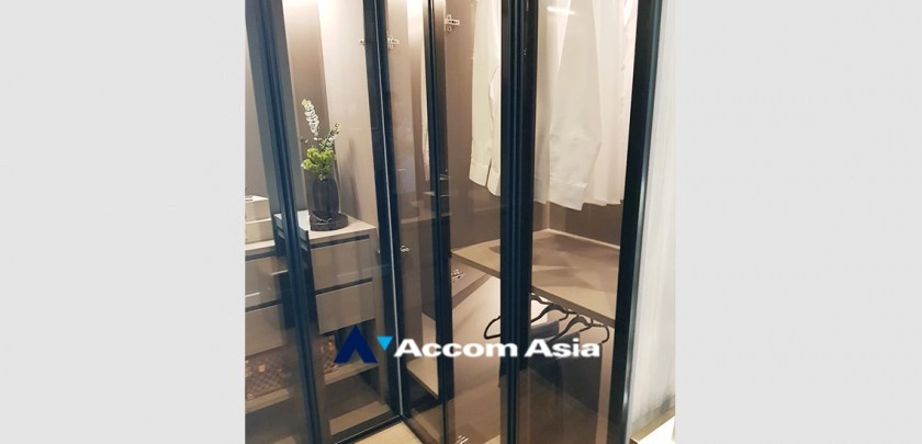  2 Bedrooms  Condominium For Rent & Sale in Sathorn, Bangkok  near BTS Chong Nonsi - MRT Lumphini (AA32621)