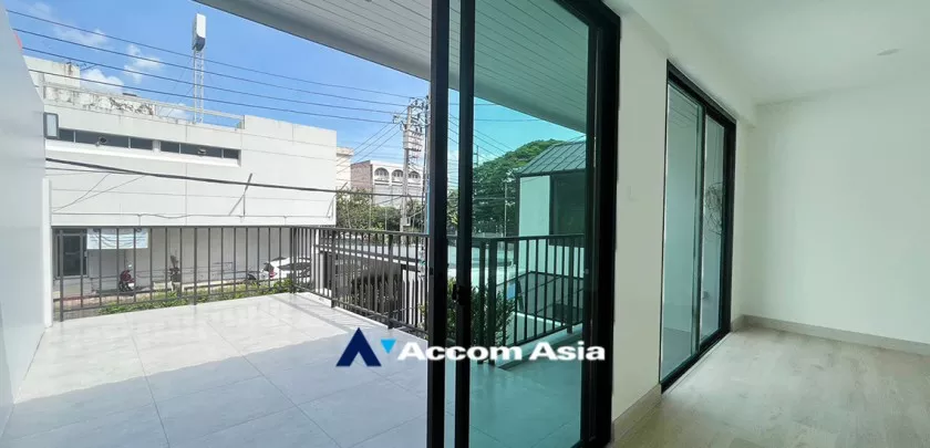 9  3 br Townhouse For Rent in Sukhumvit ,Bangkok BTS Phra khanong AA32652