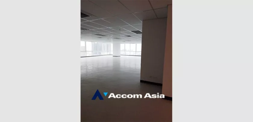  1  Office Space For Rent in Pattanakarn ,Bangkok ARL Ramkhamhaeng at UM Tower AA32659