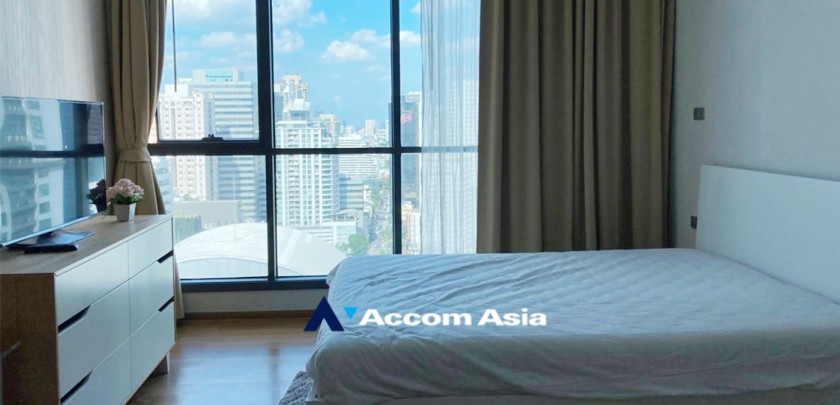  2 Bedrooms  Condominium For Rent in Sukhumvit, Bangkok  near BTS Nana (AA32666)