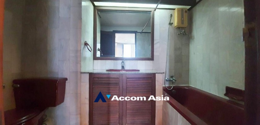 10  2 br Condominium For Sale in Sukhumvit ,Bangkok BTS Phrom Phong at Supalai Place   AA32686