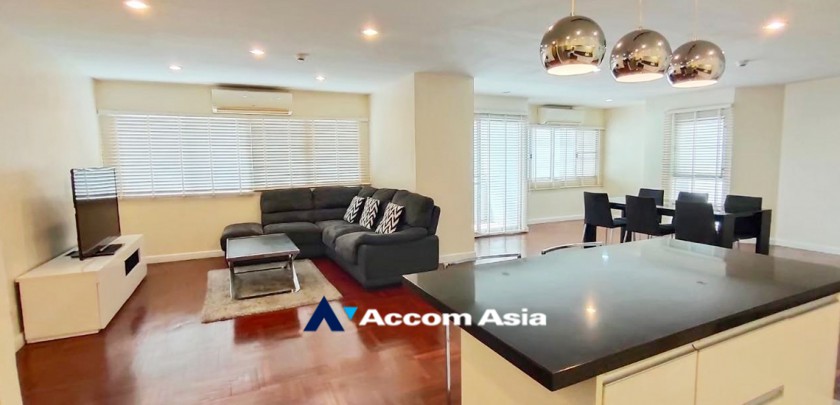  2 Bedrooms  Condominium For Rent & Sale in Silom, Bangkok  near BTS Sala Daeng - MRT Silom (AA32689)