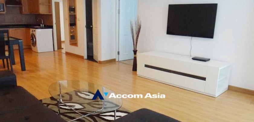  2 Bedrooms  Condominium For Rent in Silom, Bangkok  near BTS Sala Daeng - MRT Silom (AA32690)