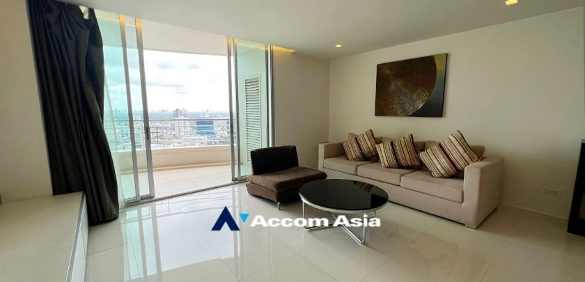  3 Bedrooms  Condominium For Rent in Sathorn, Bangkok  near BTS Chong Nonsi - BRT Arkhan Songkhro (AA32691)