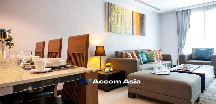  2 Bedrooms  Apartment For Rent in Sukhumvit, Bangkok  near BTS Asok - MRT Sukhumvit (AA32695)