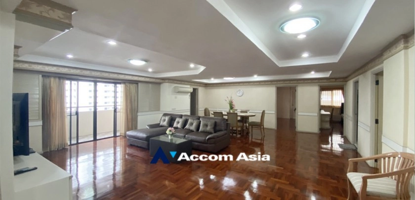 Pet friendly |  3 Bedrooms  Apartment For Rent in Sukhumvit, Bangkok  near BTS Phrom Phong (AA32712)