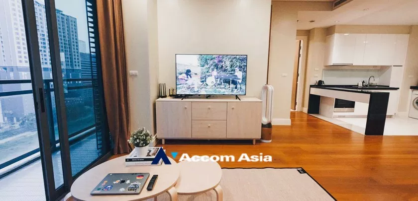  2 Bedrooms  Condominium For Rent in Sukhumvit, Bangkok  near BTS Phrom Phong (AA32714)