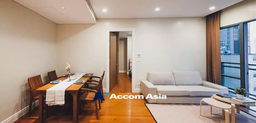  2 Bedrooms  Condominium For Rent in Sukhumvit, Bangkok  near BTS Phrom Phong (AA32714)