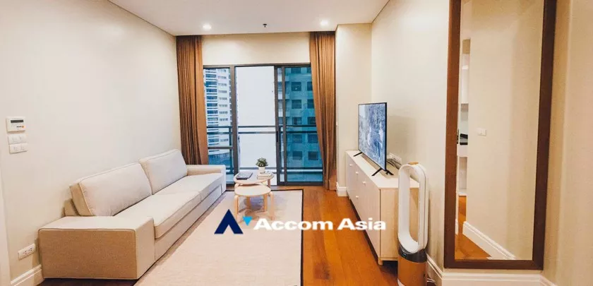  2 Bedrooms  Condominium For Rent in Sukhumvit, Bangkok  near BTS Phrom Phong (AA32714)