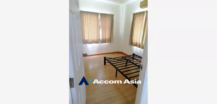 10  3 br House For Rent in sukhumvit ,Bangkok BTS Phrom Phong AA32736