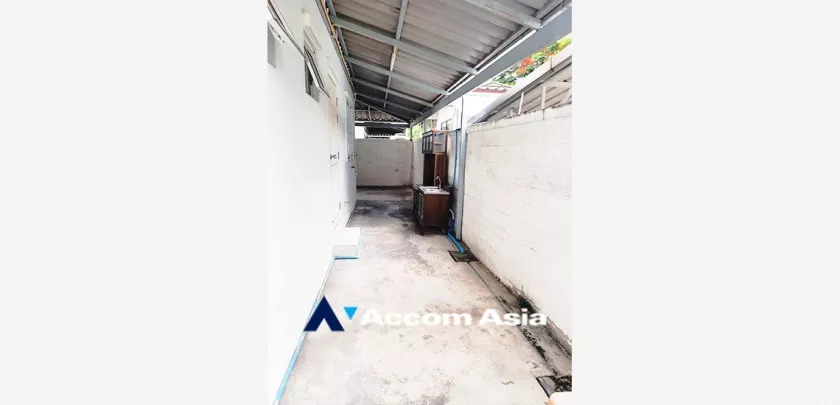 16  3 br House For Rent in sukhumvit ,Bangkok BTS Phrom Phong AA32736