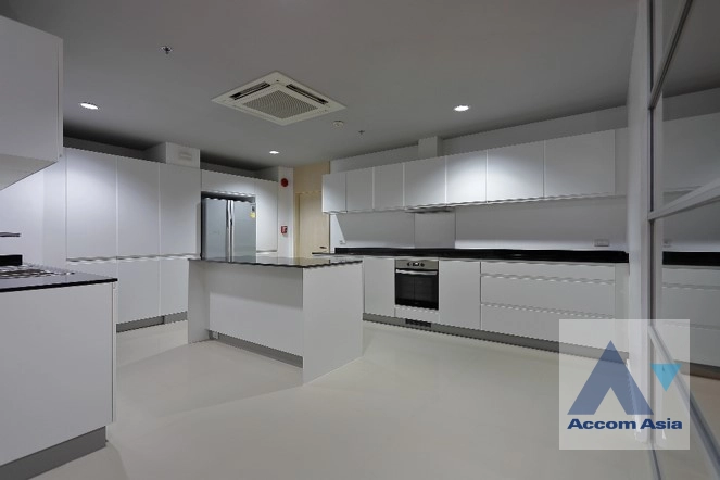 6  3 br Apartment For Rent in Sukhumvit ,Bangkok BTS Phrom Phong at Cosy and perfect for family AA32747