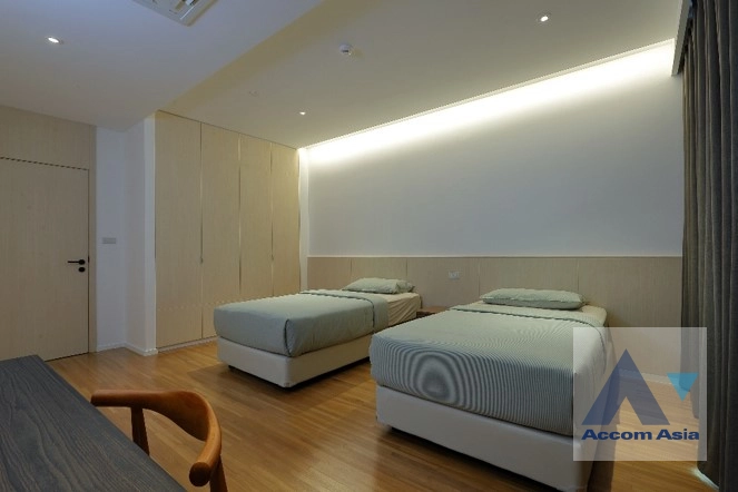 10  3 br Apartment For Rent in Sukhumvit ,Bangkok BTS Phrom Phong at Cosy and perfect for family AA32747