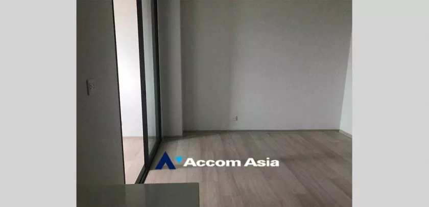  1 Bedroom  Condominium For Sale in Ploenchit, Bangkok  near BTS Ploenchit (AA32759)