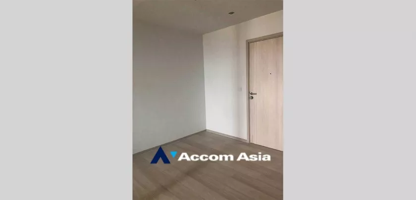  1 Bedroom  Condominium For Sale in Ploenchit, Bangkok  near BTS Ploenchit (AA32759)