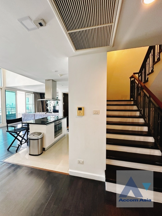 9  3 br Condominium for rent and sale in Charoen Nakhon ,Bangkok BTS Krung Thon Buri at WaterMark Chaophraya River AA32796