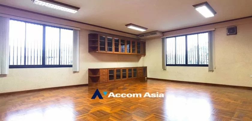 8  Office Space For Rent in samutprakan ,Samutprakan BTS Bearing AA32806