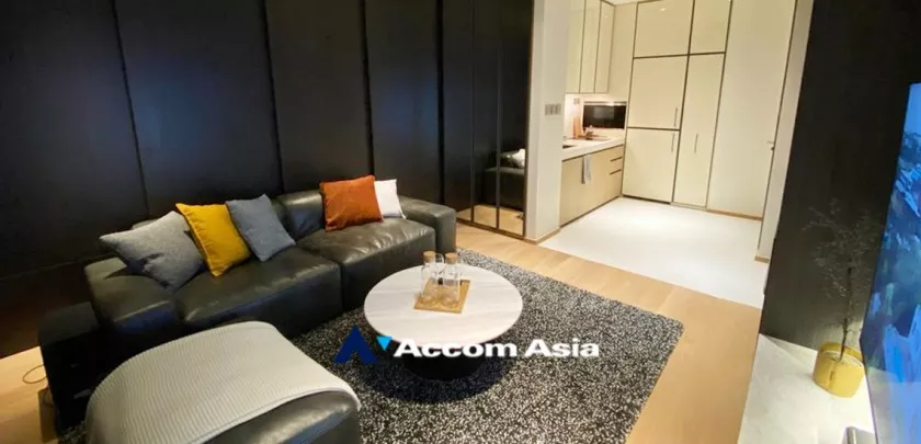  1 Bedroom  Condominium For Rent & Sale in Sukhumvit, Bangkok  near BTS Thong Lo (AA32809)