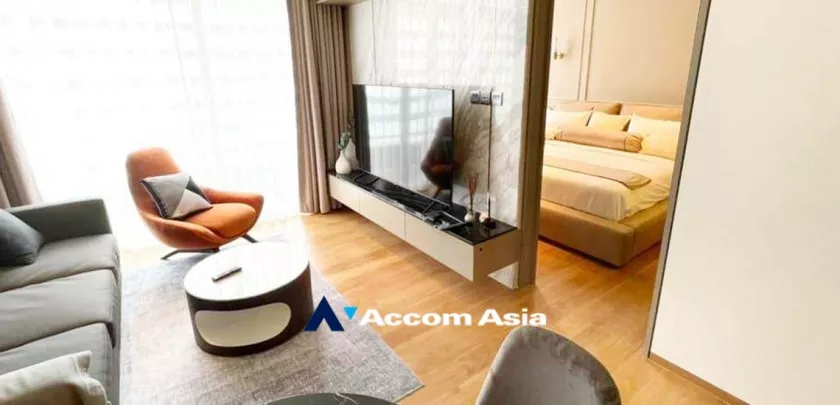  1  1 br Condominium For Rent in Silom ,Bangkok MRT Lumphini at Saladaeng One AA32832