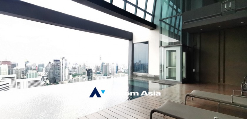 Super Luxury, Private Swimming Pool, Duplex Condo, Penthouse |  3 Bedrooms  Condominium For Sale in Sukhumvit, Bangkok  near BTS Nana (AA32840)