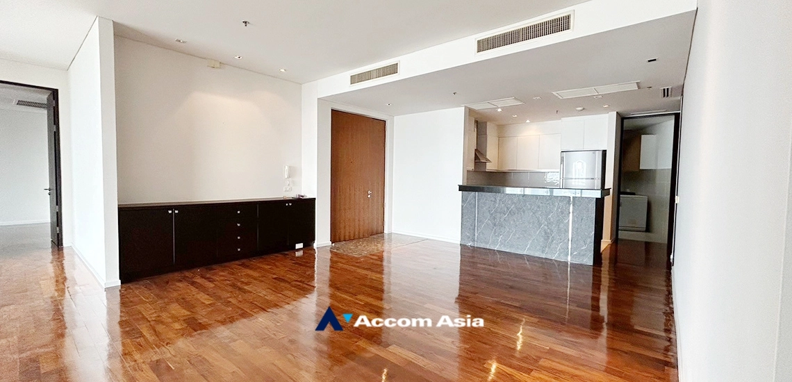  1  3 br Condominium For Rent in Sukhumvit ,Bangkok BTS Asok - MRT Sukhumvit at The Lakes AA32878