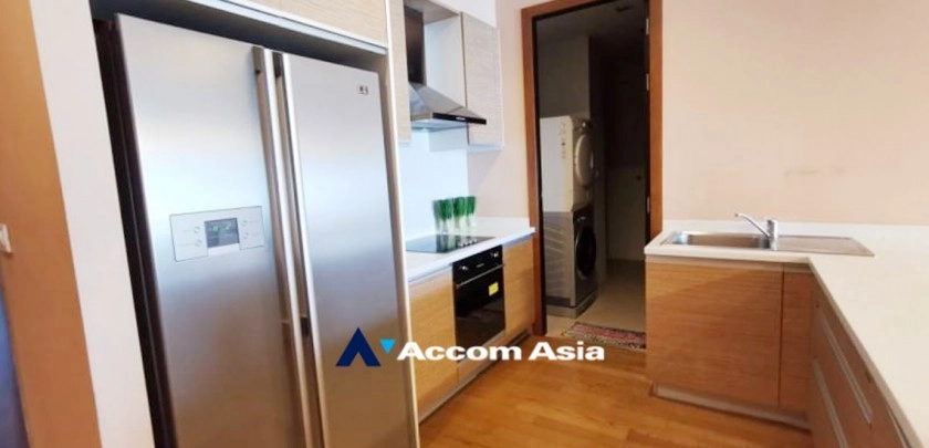 Pet friendly |  2 Bedrooms  Condominium For Sale in Sukhumvit, Bangkok  near BTS Phrom Phong (AA32883)