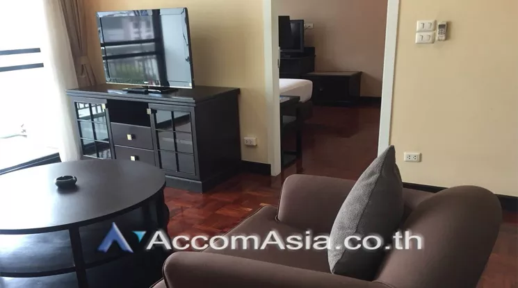  2 Bedrooms  Apartment For Rent in Sukhumvit, Bangkok  near BTS Phrom Phong (14709)