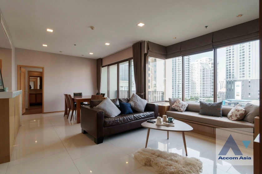  2 Bedrooms  Condominium For Rent in Sukhumvit, Bangkok  near BTS Phrom Phong (AA32910)