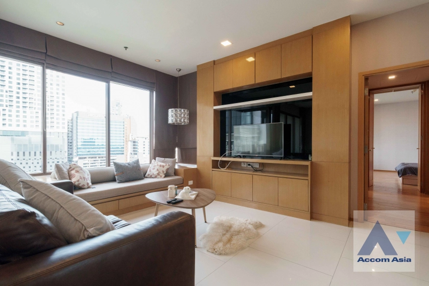  2 Bedrooms  Condominium For Rent in Sukhumvit, Bangkok  near BTS Phrom Phong (AA32910)