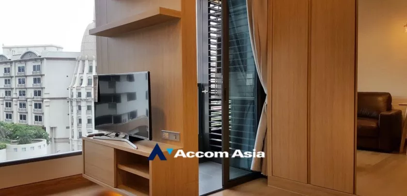  1 Bedroom  Condominium For Rent & Sale in Sukhumvit, Bangkok  near BTS Phrom Phong (AA32915)