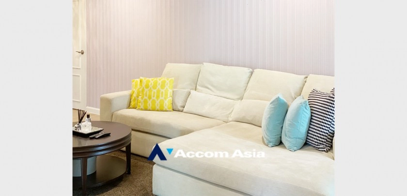  2 Bedrooms  Condominium For Sale in Sukhumvit, Bangkok  near BTS Phrom Phong (AA32918)