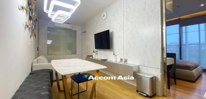  2 Bedrooms  Condominium For Rent in Sukhumvit, Bangkok  near BTS Phrom Phong (AA32926)