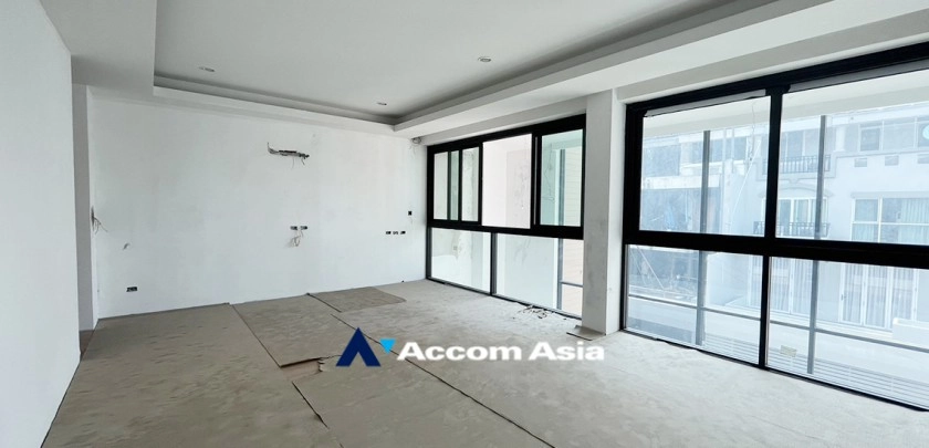 11  5 br Townhouse For Sale in Sukhumvit ,Bangkok BTS Phrom Phong at Moon Terrace Village AA32934