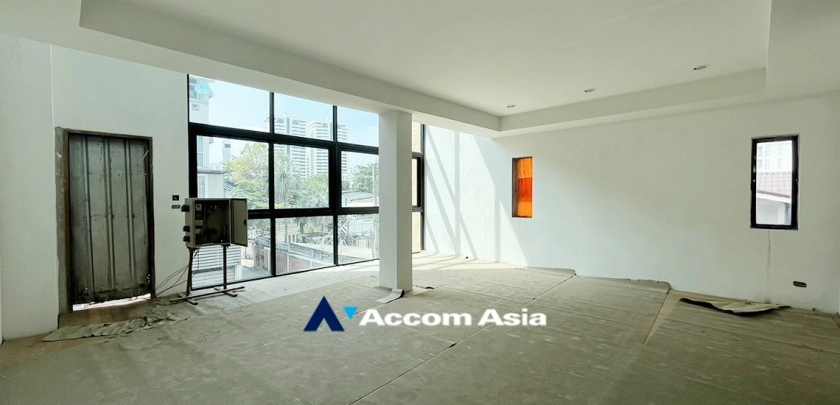 17  5 br Townhouse For Sale in Sukhumvit ,Bangkok BTS Phrom Phong at Moon Terrace Village AA32935