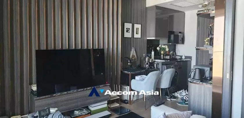  Condominium For Sale in Sukhumvit, Bangkok  near BTS Asok - MRT Sukhumvit (AA32937)