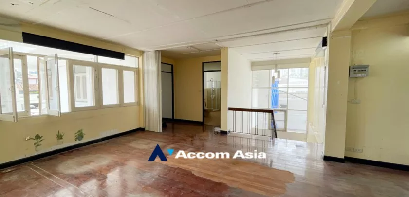 17  House For Rent in Sukhumvit ,Bangkok BTS Phrom Phong AA32949