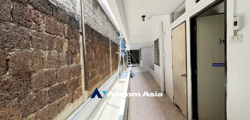 25  House For Rent in Sukhumvit ,Bangkok BTS Phrom Phong AA32949