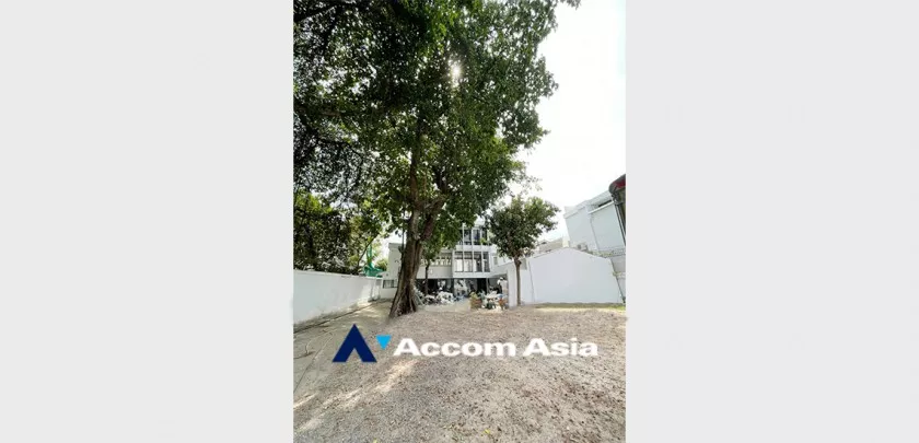 27  House For Rent in Sukhumvit ,Bangkok BTS Phrom Phong AA32949