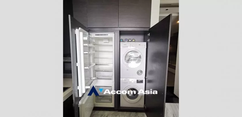 12  1 br Condominium For Rent in Silom ,Bangkok MRT Lumphini at Saladaeng One AA32974