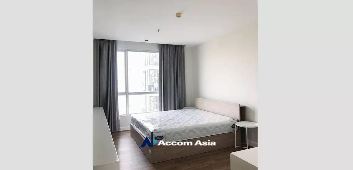 4  2 br Condominium For Rent in Charoennakorn ,Bangkok BTS Pho Nimit at The room Sathorn Taksin AA32982