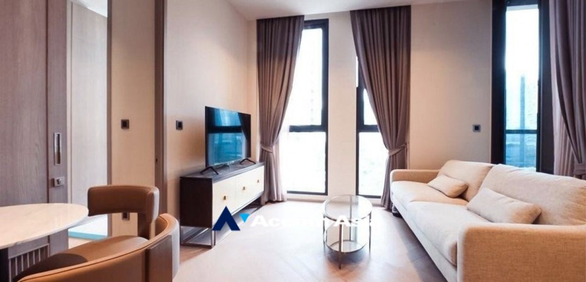  1 Bedroom  Condominium For Rent in Sathorn, Bangkok  near BTS Chong Nonsi (AA32983)