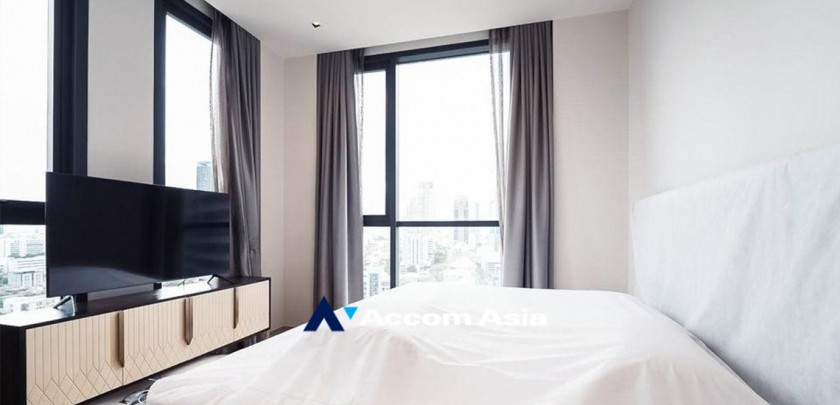  1 Bedroom  Condominium For Rent in Sathorn, Bangkok  near BTS Chong Nonsi (AA32983)