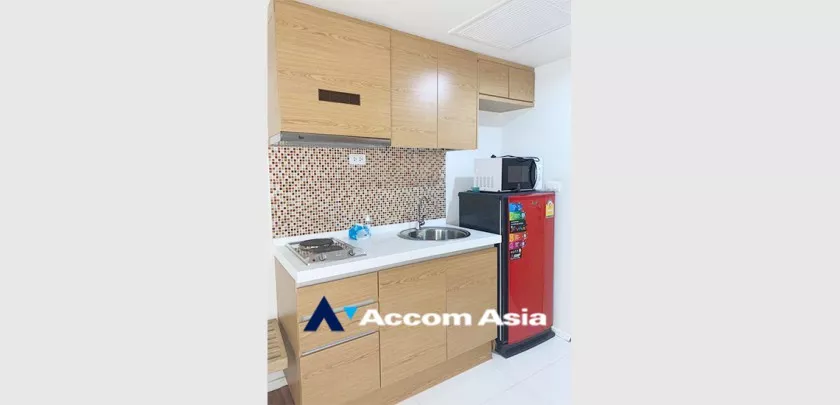 5  1 br Condominium For Sale in Silom ,Bangkok BTS Sala Daeng - MRT Silom at Focus on Saladaeng AA33024