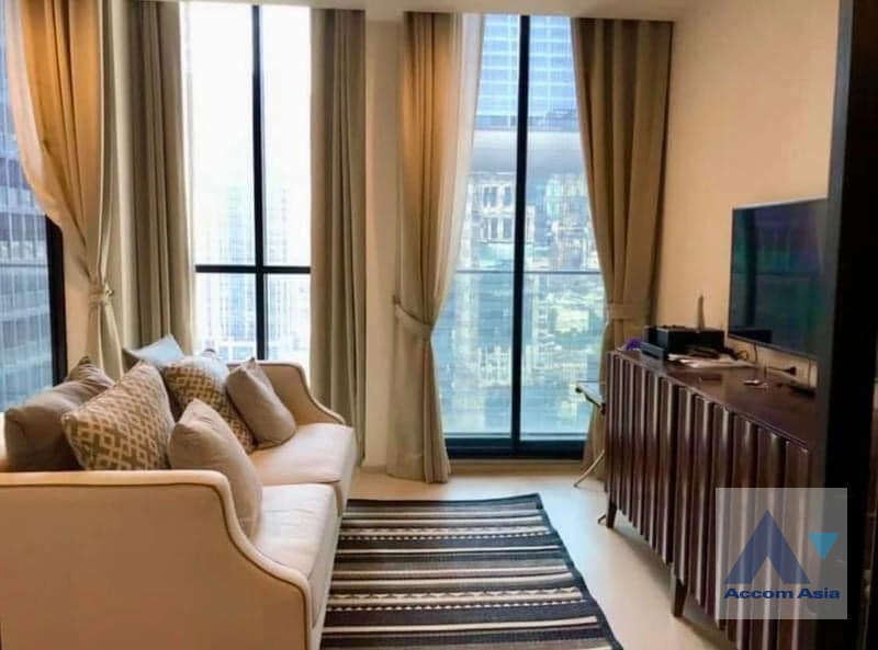  1 Bedroom  Condominium For Rent in Ploenchit, Bangkok  near BTS Ploenchit (AA33034)