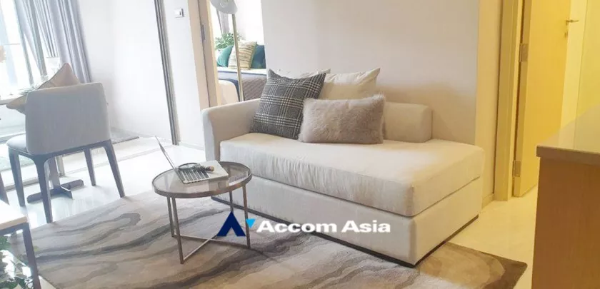  1 Bedroom  Condominium For Rent in Sukhumvit, Bangkok  near BTS Asok - MRT Sukhumvit (AA33156)